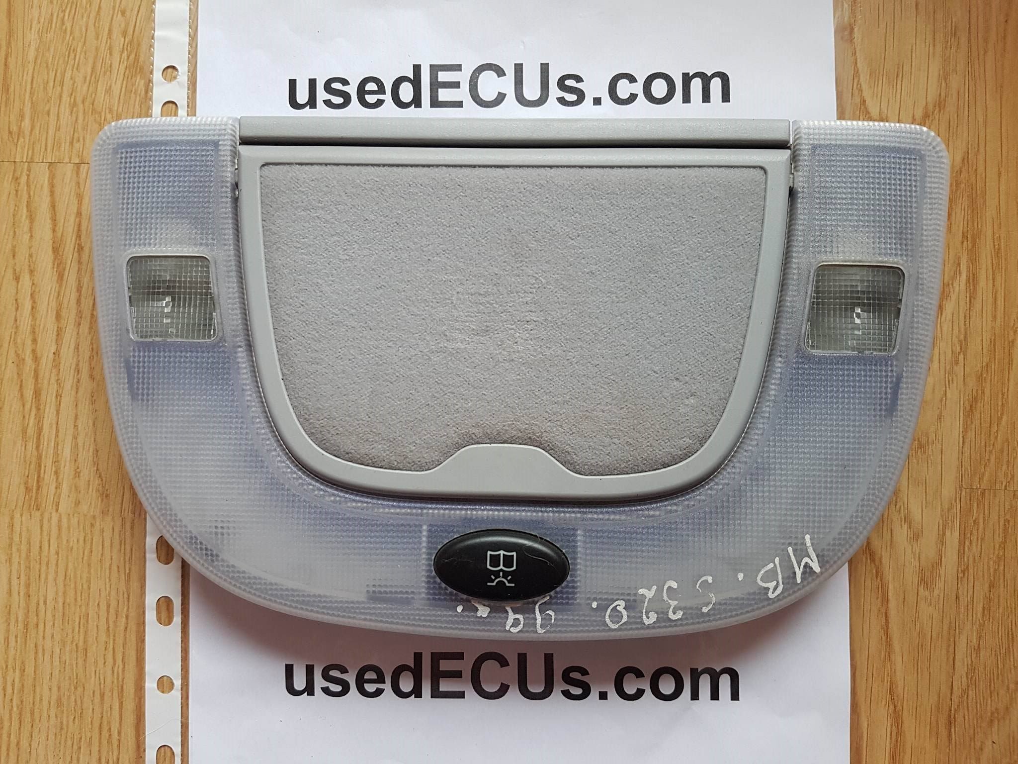 Mercedes Benz W220 S320 Rear Interior Roof Light And Mirror