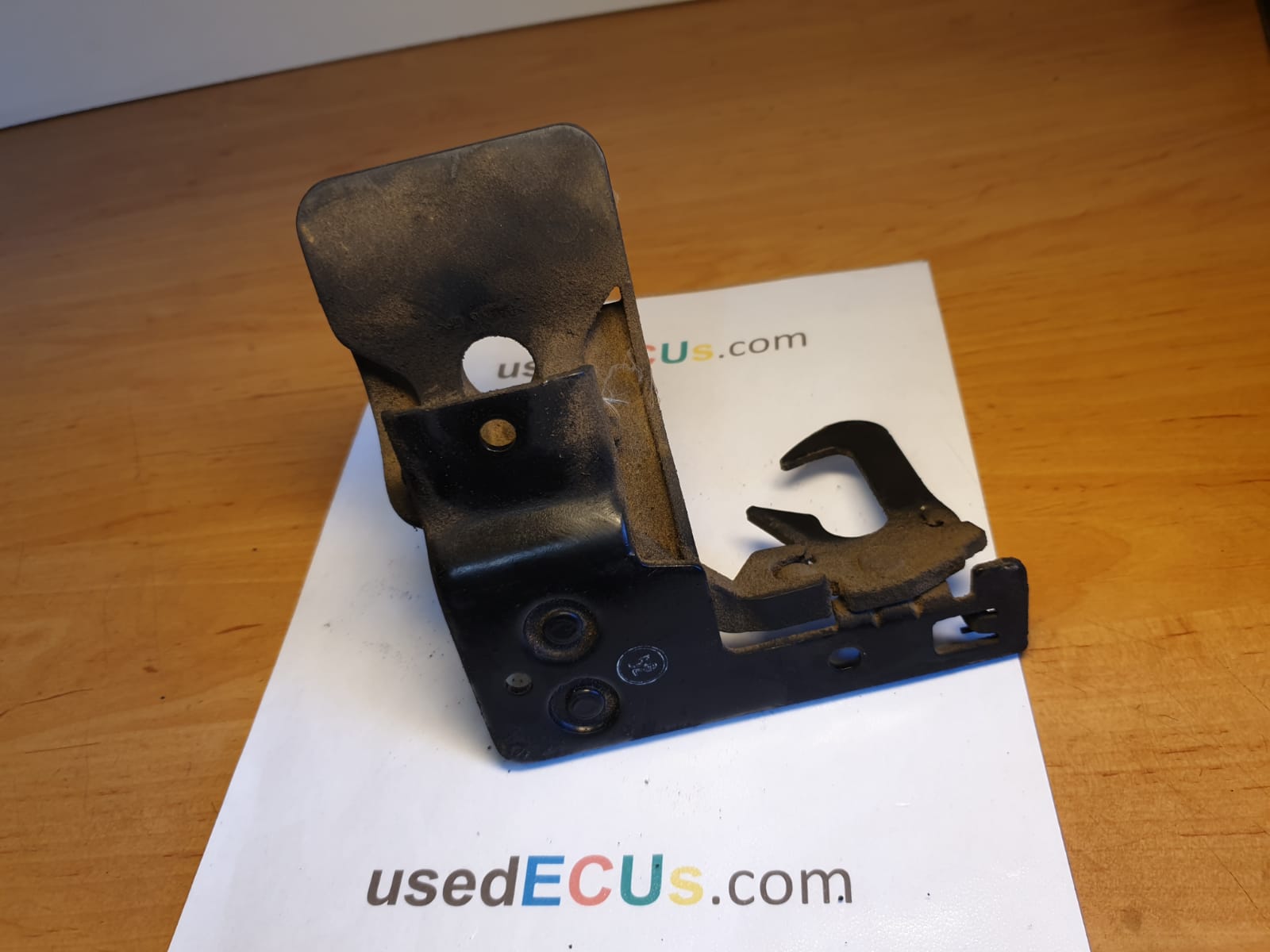 Audi A3 8P 2003 09 Front Bonnet Catch Release Hook Lock