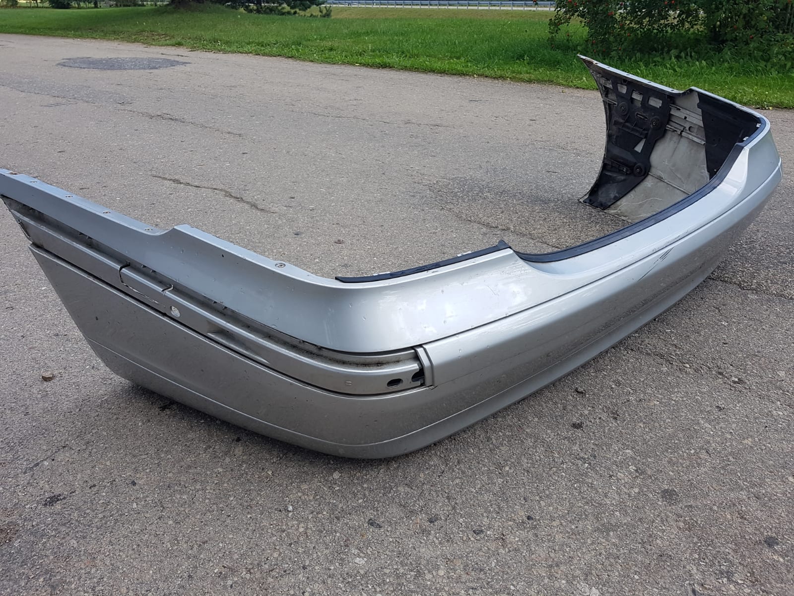 W203 top rear bumper