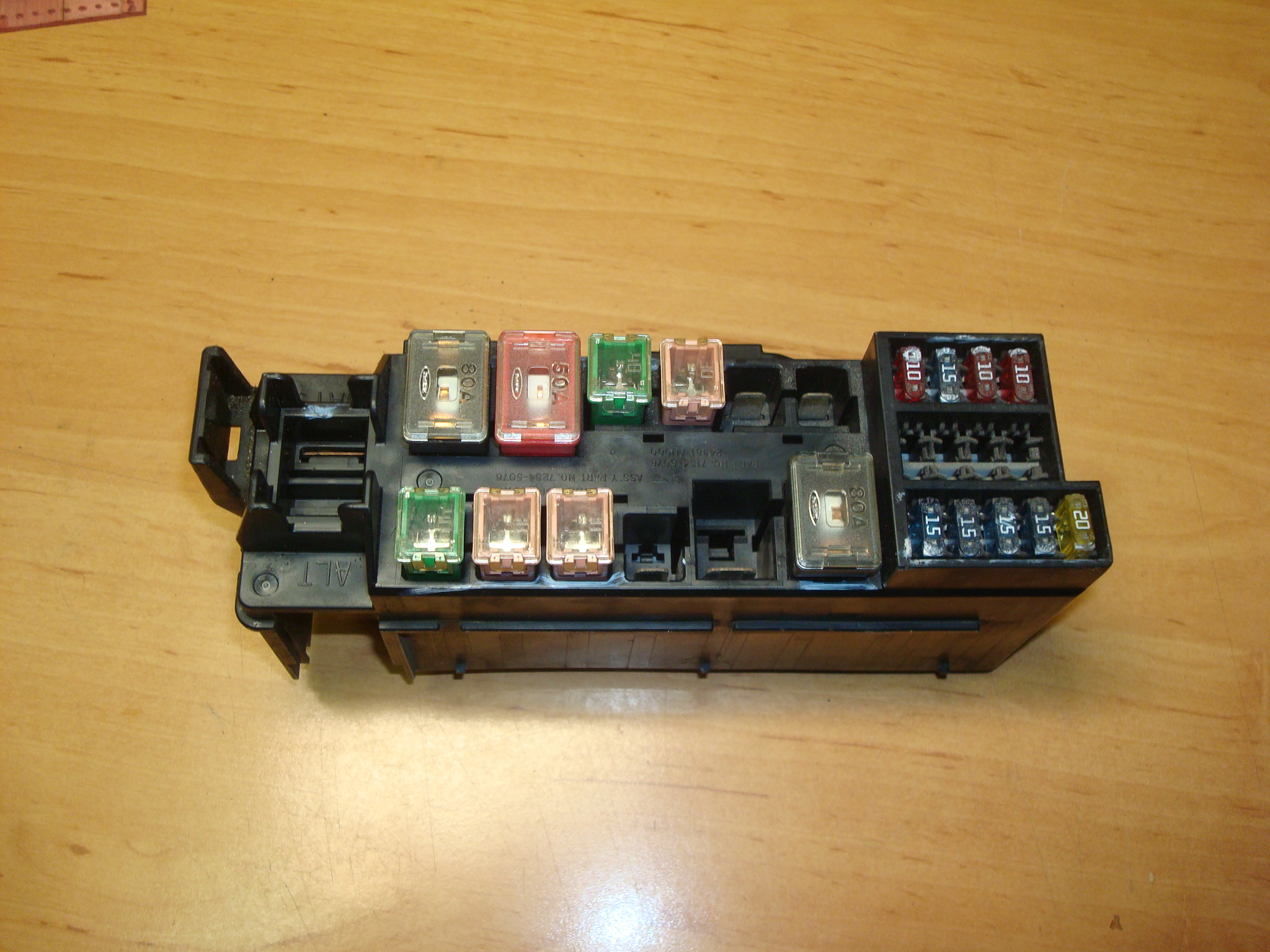 Nissan Primera Relay Fuse Box 7154 5078 7254 5078