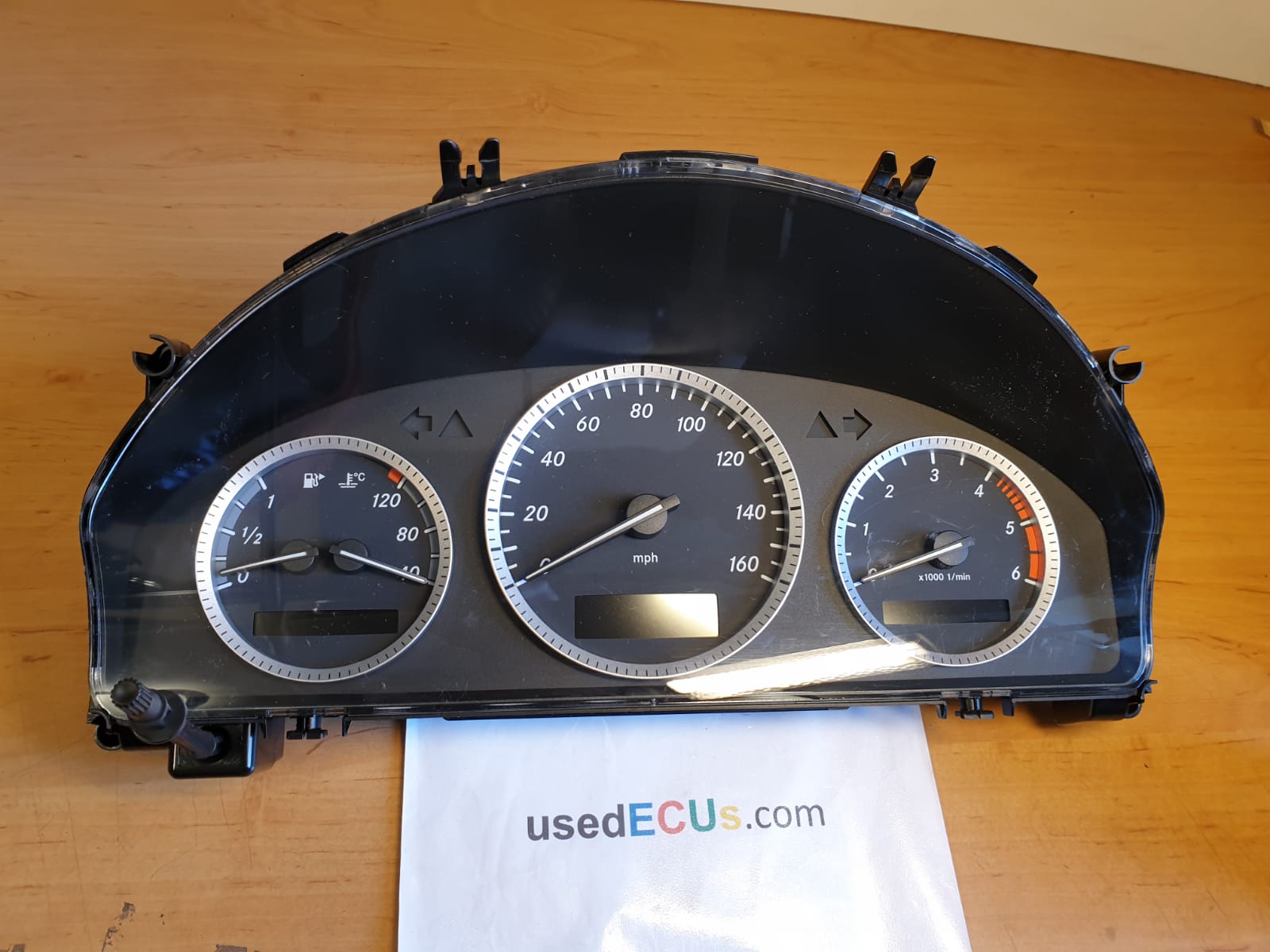 W204 2025 instrument cluster