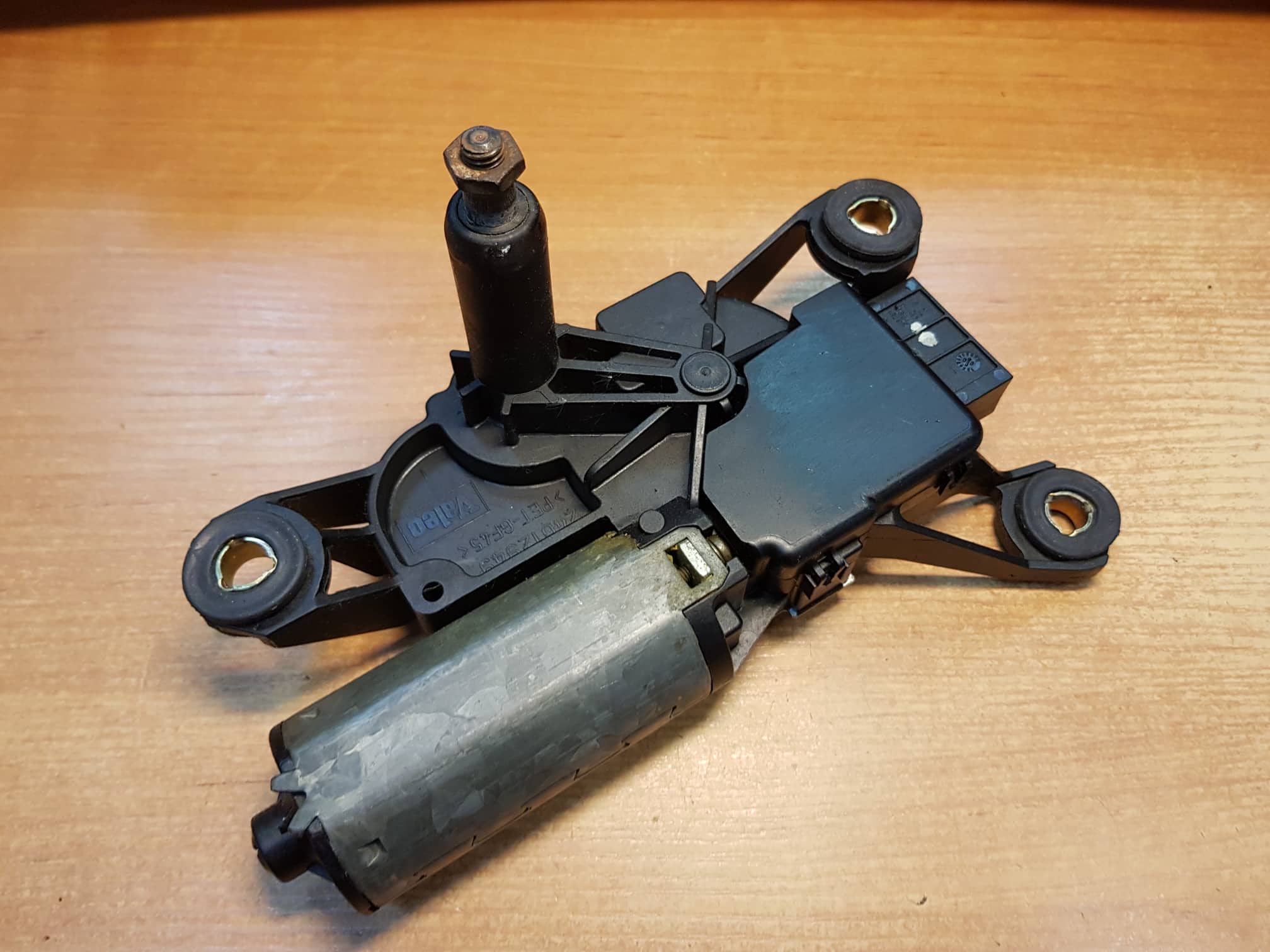 BMW E53 X5 series REAR WINDOW WIPER MOTOR DRIVE WINDSHIELD SYSTEM 8402372 Windshield Wiper