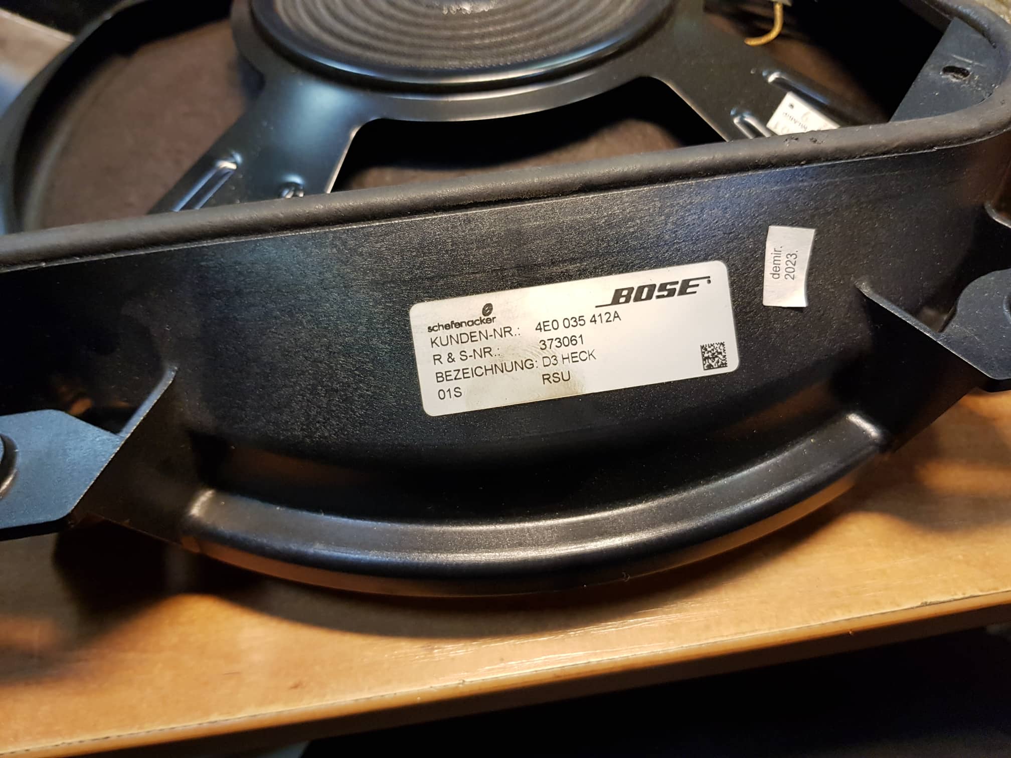 Audi A8 D3 Parcel Shelf Sub Woofer Speaker 